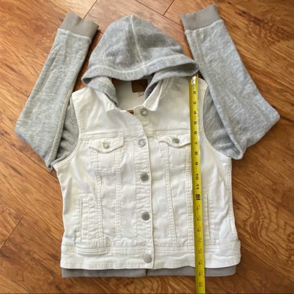 American Eagle Outfitters Jean Jacket with Hood, White and grey - Picture 8 of 11